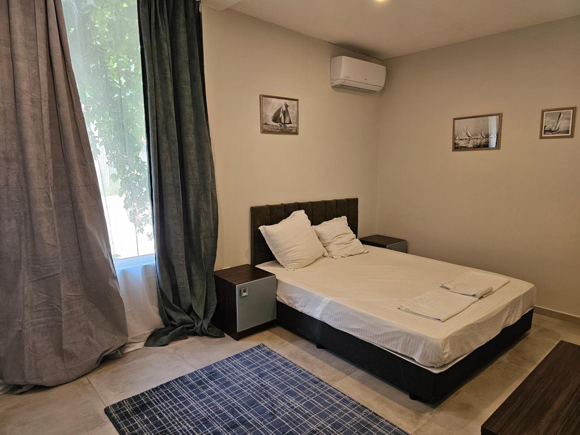 Kiara Apartments Saints Constantine and Helena Exteriör bild